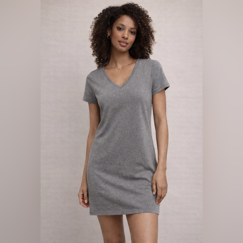 Old Navy Gray V-Neck T-Shirt Dress | Soft Stretch Short Sleeve Casual Mini Dress
